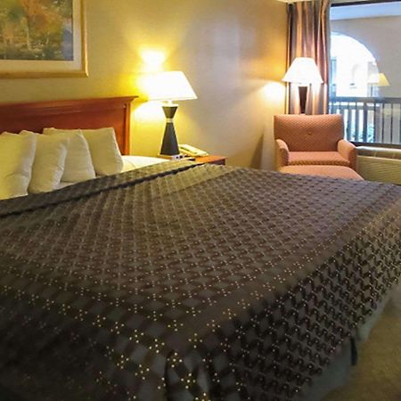 Quality Inn Newport Zewnętrze zdjęcie
