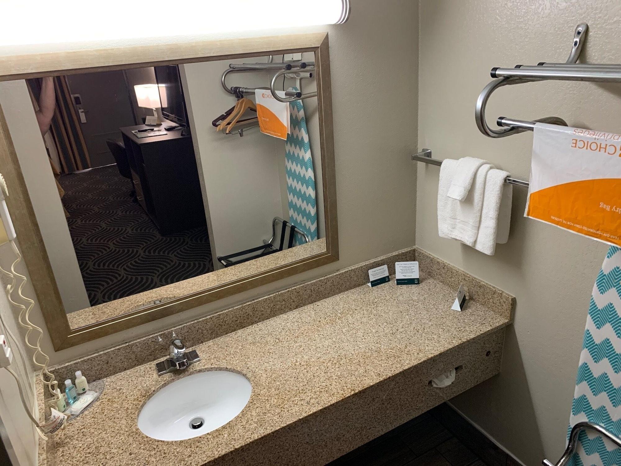 Quality Inn Newport Zewnętrze zdjęcie