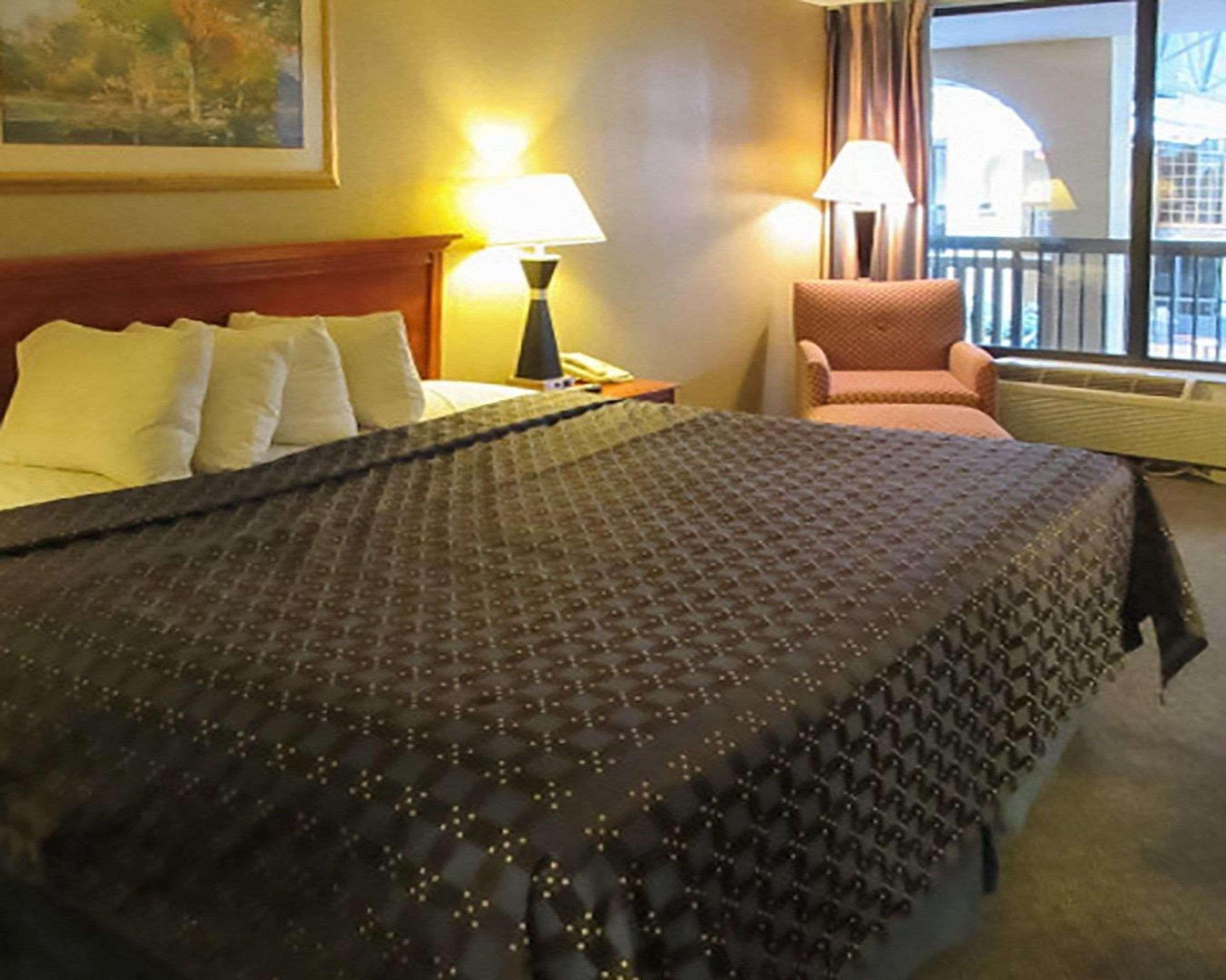 Quality Inn Newport Zewnętrze zdjęcie