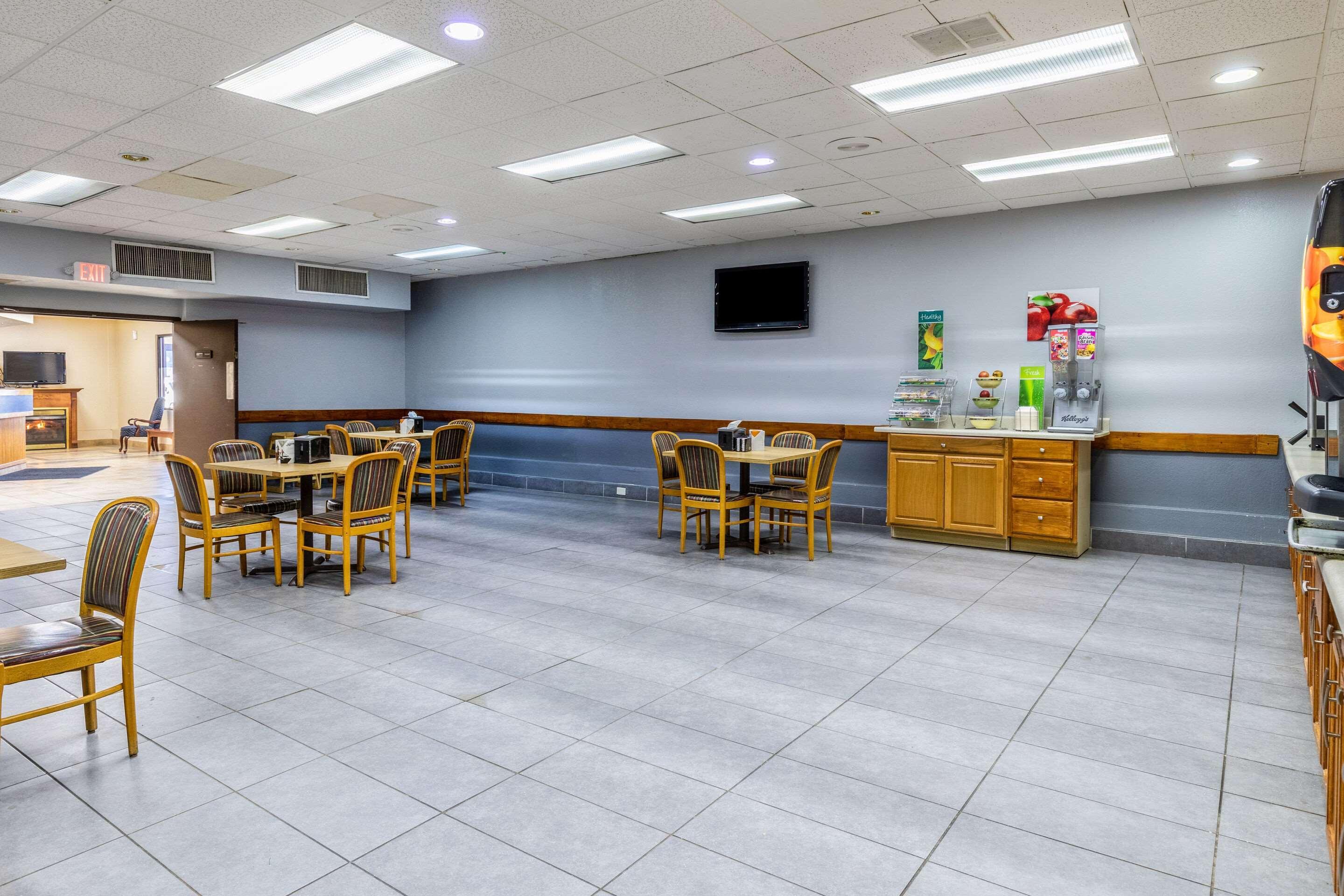 Quality Inn Newport Zewnętrze zdjęcie