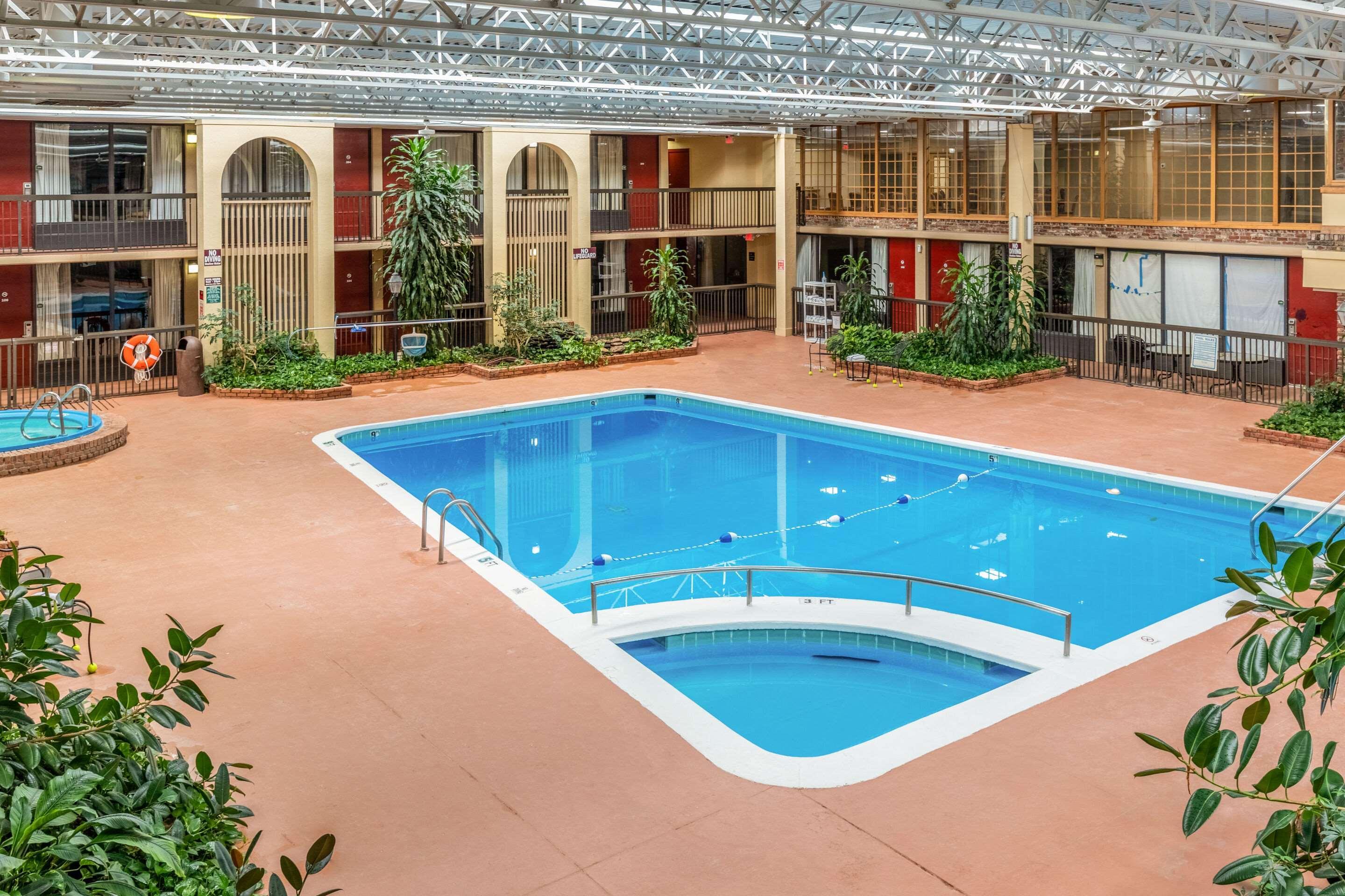 Quality Inn Newport Zewnętrze zdjęcie